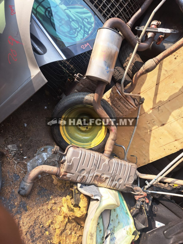 VW GOLF MK6 CCZ EXHAUST PIPE