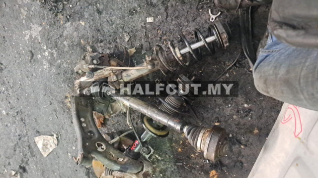 VOLKSWAGEN TIGUAN FRONT KNUCKLE &ABSORBER  ABS F/R