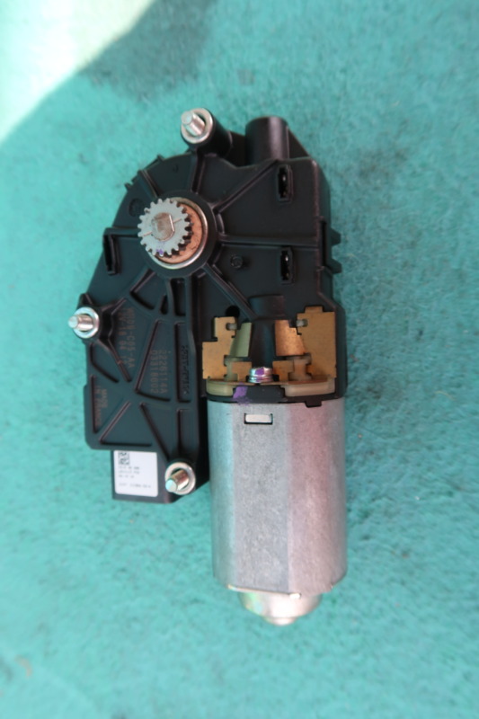 KIA SPORTAGE SUNROOF MOTOR