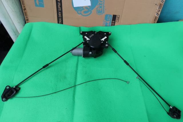 HONDAODYSSEY RC1 POWER DOOR REAR LH