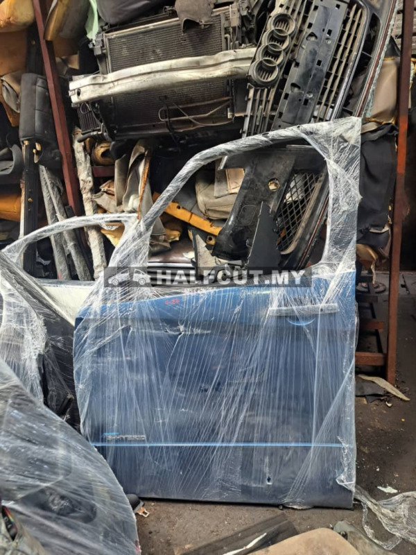 NISSAN SERENA C27 FRONT DOOR F/L