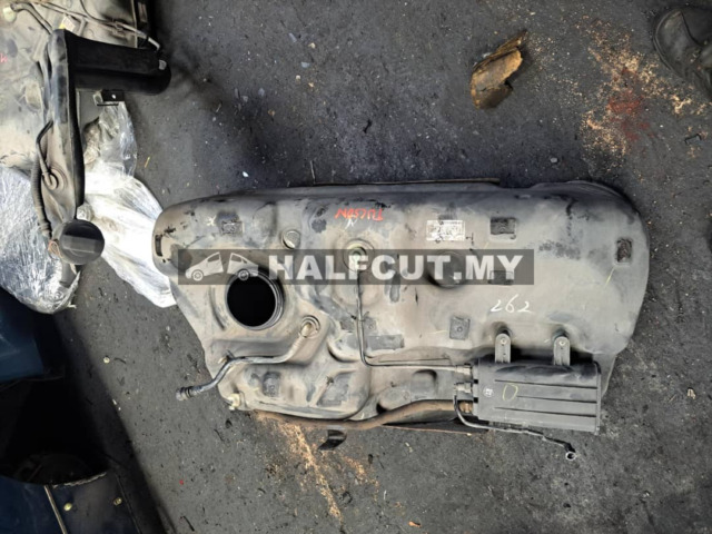 HYUNDAI TUCSON  G4KD   PETROL TANK
