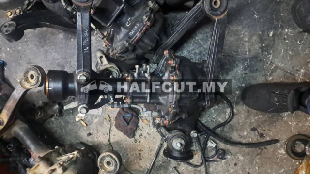 TOYOTA HILUX REVO 2.4 FRONT AXLE GEAR
