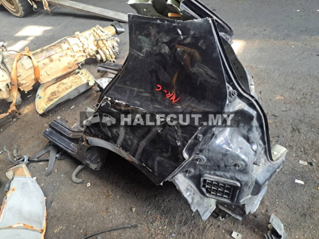 VW GOLF MK6 CCZ REAR FENDER RH