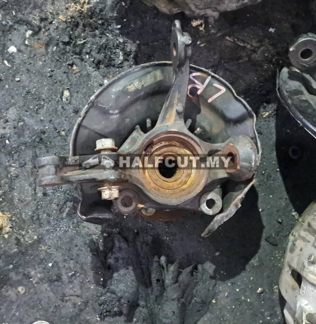 PERODUA MYVI LAGI BEST FRONT KNUCKLE NO ABS F/R