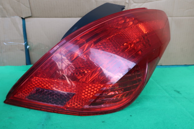 PEUGEOT 308 TAIL LAMP