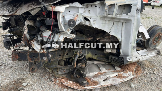 MAZDA BT50 2.2 SPARE PARTS