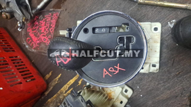 MITSUBISHI ASX GEAR LEVER