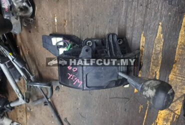 TOYOTA WISH 09 GEAR LEVEL
