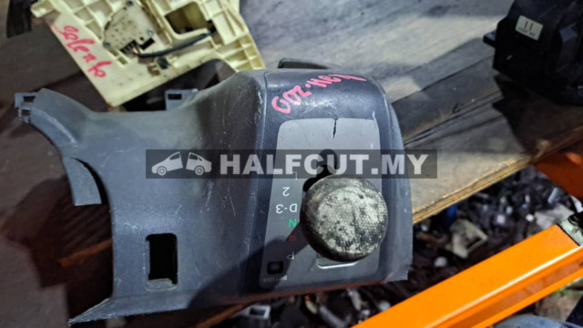 TOYOTA HIACE KDH200 GEAR LEVEL