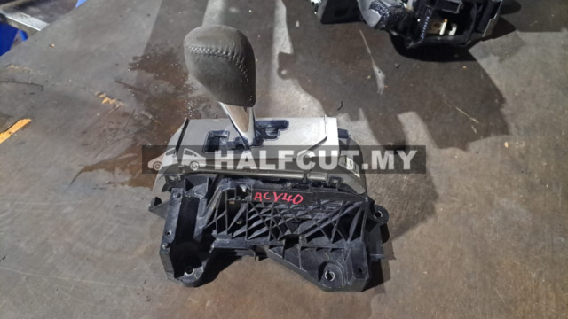 TOYOTA CAMRY ACV40 2.4 GEAR LEVEL