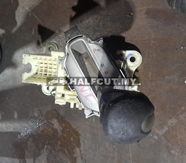 HONDA INSIGHT GEAR LEVEL