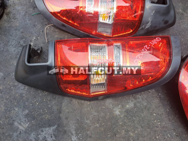 HYUNDAI STAREX A2 TAIL LAMP (92402-4H0) LH