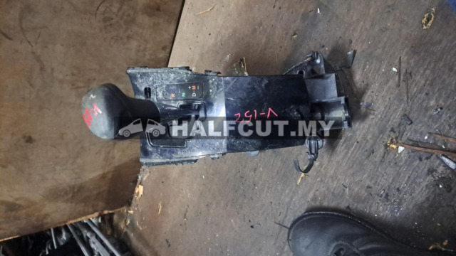 TOYOTA VIOS NCP152 GEAR LEVER