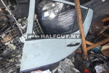 MITSUBISHI TRITON REAR DOOR R/L