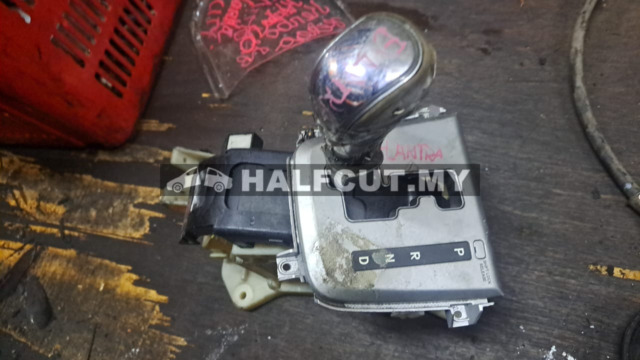 HYUNDAI ELANTAR GEAR LEVER
