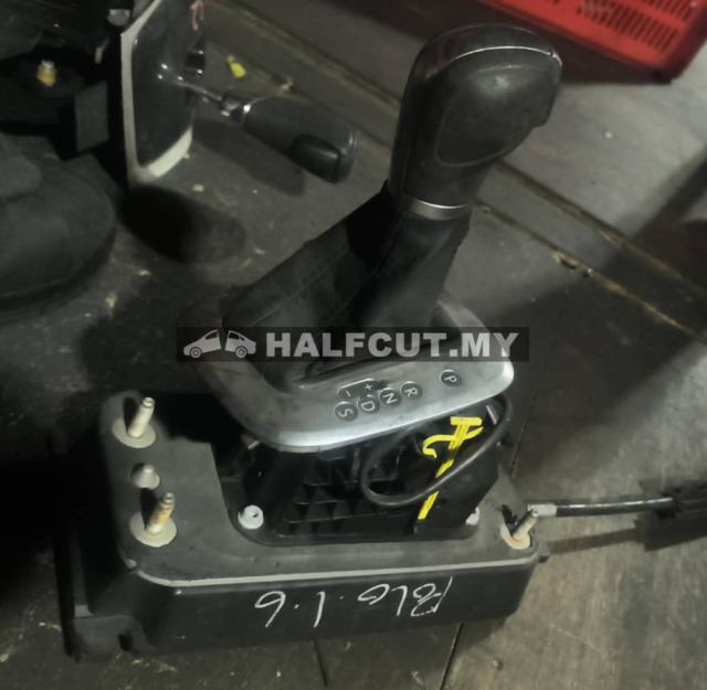 VW POLO 1.6 GEAR LEVEL