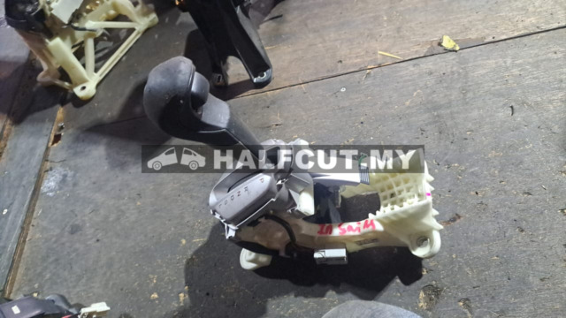 HONDA INSIGHT GEAR LEVEL