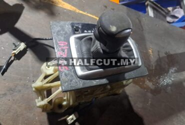 MAZDA 6 GEAR LEVEL