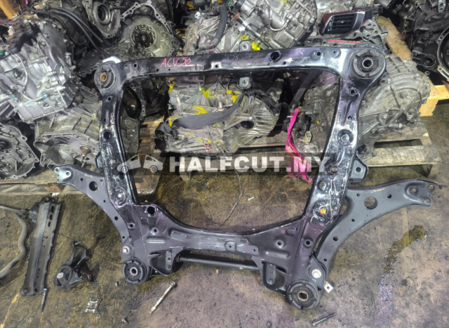 TOYOTA CAMRY ACV50 CROSSMEMBER