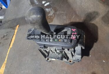 TOYOTA HILUX KUN25  GEAR LEVEL