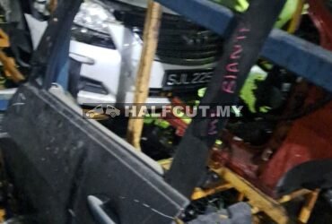 MAZDA BIANTE FRONT DOOR F/L