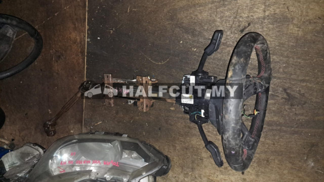 VW GOLF MK6  STEERING SHAFT