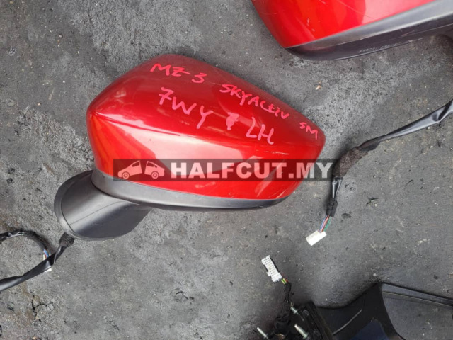 MAZDA 3 SKYACTIV SM 7WY LH