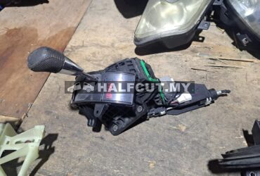TOYOTA WISH 09 GEAR LEVEL