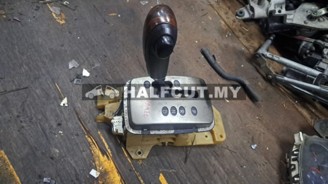 KIA SORENTO GEAR LEVEL