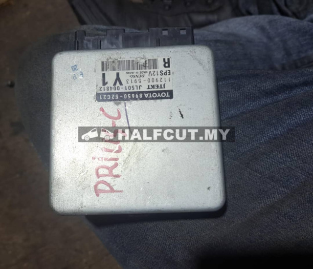 TOYOTA PRIUS C STEERING ECU (89650-52C21) Y1