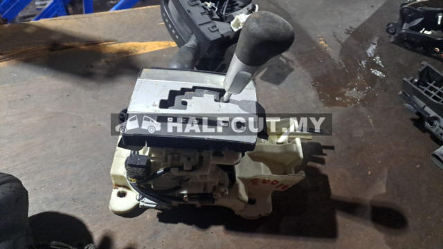 MITSUBISHI LANCER EVO10 GEAR LEVEL