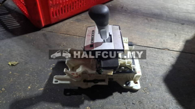 MITSUBISHI LANCER EVO10 GEAR LEVEL