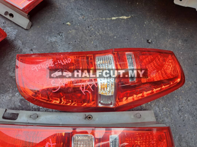 HYUNDAI STAREX A2 TAIL LAMP (92402-4H0) RH