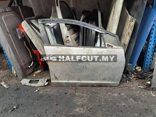 HONDA INSIGHT FRONT DOOR F/R