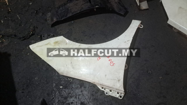 PEUGEOT 5008 FRONT FENDER RH