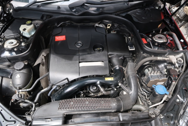 MERCEDES BENZ W212 E200 2016 HALF CUT