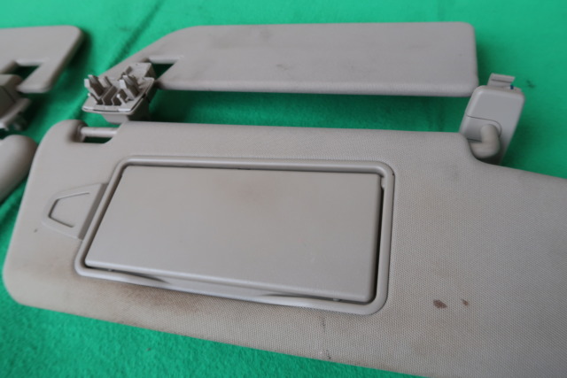 MERCEDES W212 SUN VISOR