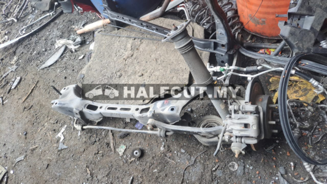 KIA OPTIMA K5 REAR AXLE