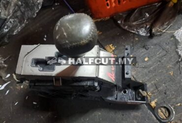 TOYOTA CAMRY ACV40 2.4 GEAR LEVEL
