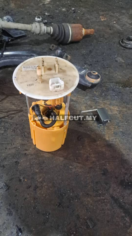 KIA SPORTAGE G4NA 2013 PETROL FUEL PUMP