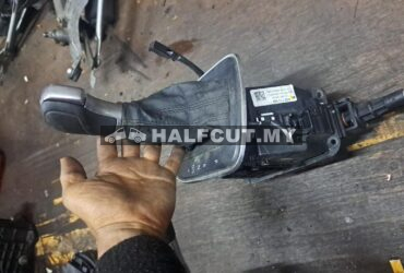 VOLKSWAGEN POLO 1.2 GEAR LEVER