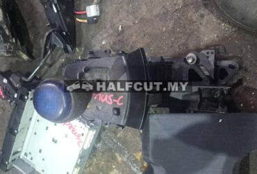 TOYOTA PRIUS C GEAR LEVEL