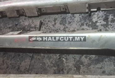 TOYOTA CAMRY ACV40 SIDE SKIRT RH