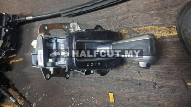 HONDA CRV TOA  GEAR LEVER
