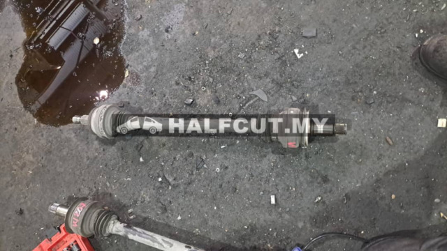 MERCEDES BENZ W207 REAR  DRIVE SHAFT LH