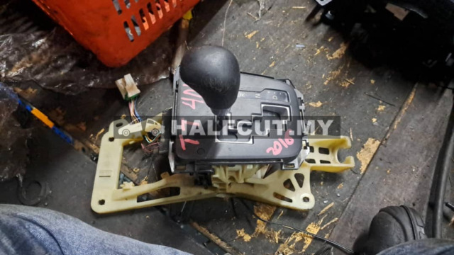 MITSUBISHI TRITON NEW 4N15 GEAR LEVEL