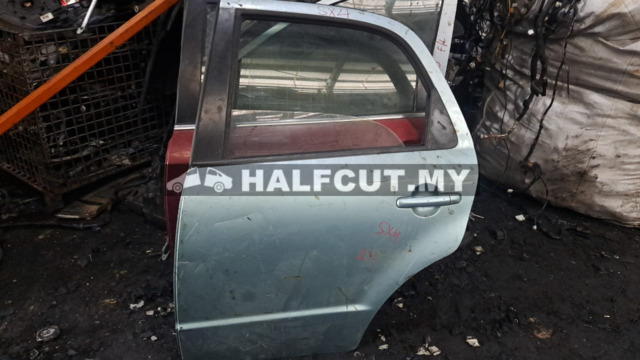SUZUKI SX4 REAR DOOR R /L