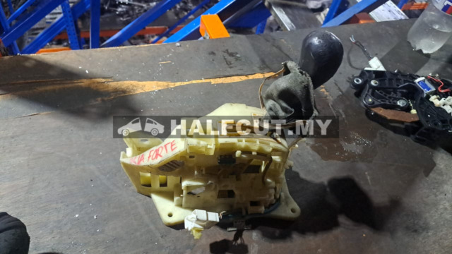 KIA FORTE GEAR LEVEL