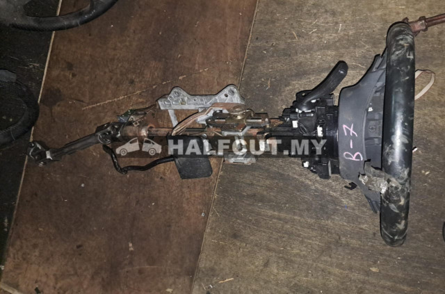 VOLKSWAGEN PASSAT B7 STEERING SHAFT